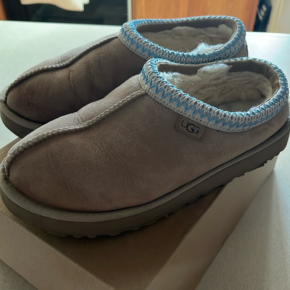ugg tasman